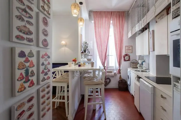 Charmant T2 Central A 10 Mins De La Mer Nice Apartment